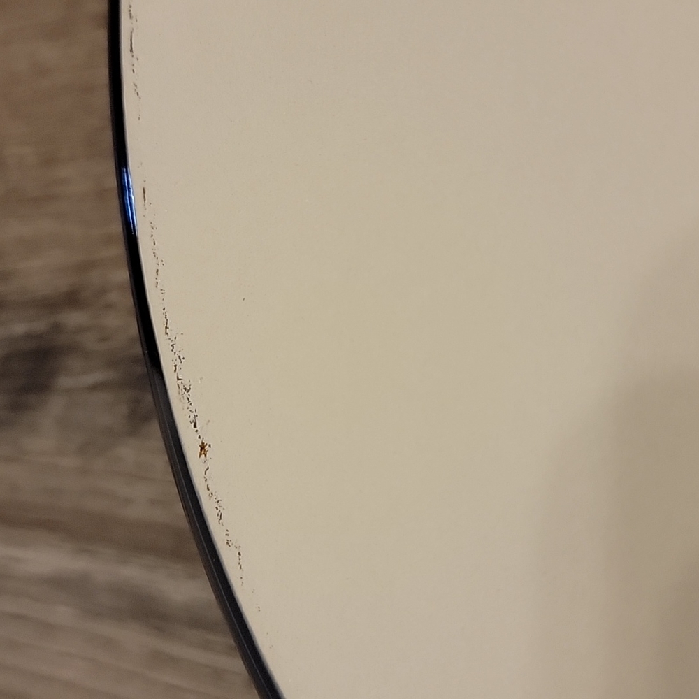 Le Creuset Cassis Oval Baking Dish - Picture 9 of 11